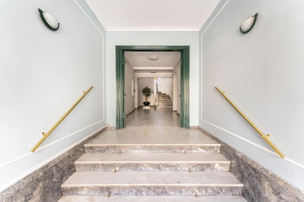 Amazing 3bdr With Unique Roof Garden In Plaka Apartment *