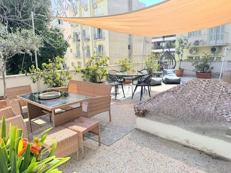 Amazing 3bdr With Unique Roof Garden In Plaka * Athens