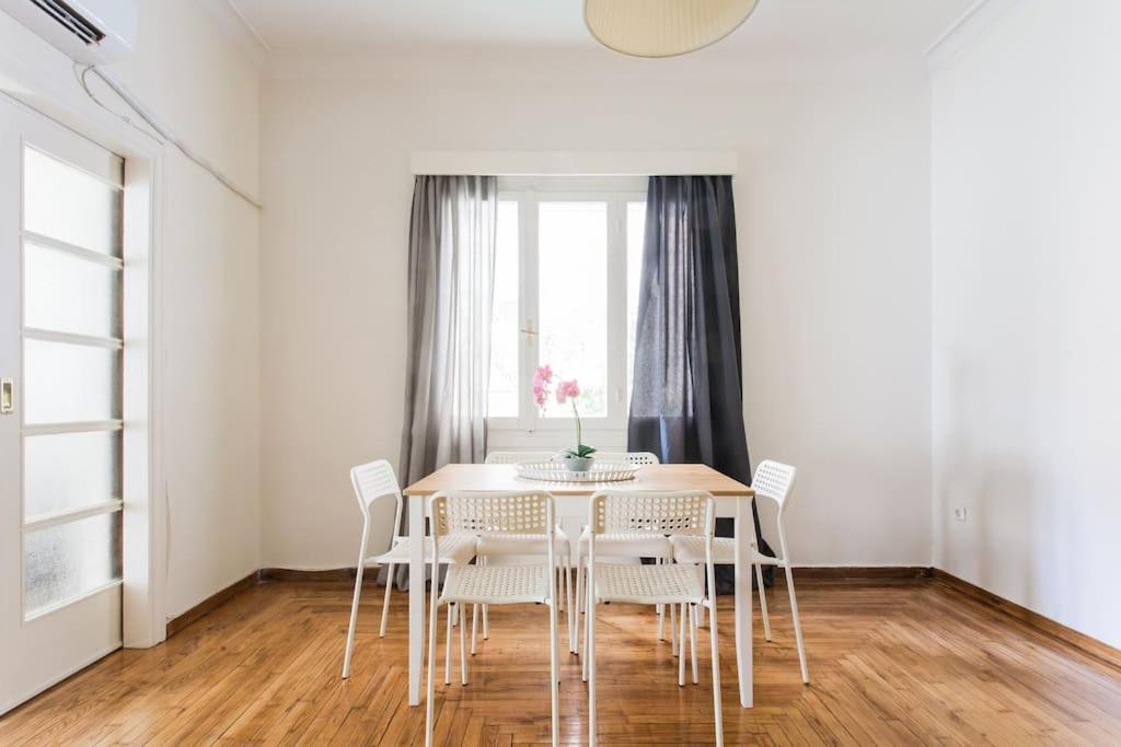 Amazing 3bdr With Unique Roof Garden In Plaka * Athens